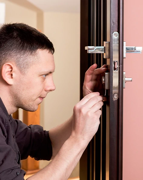 : Professional Locksmith For Commercial And Residential Locksmith Services in Santa Cruz, CA