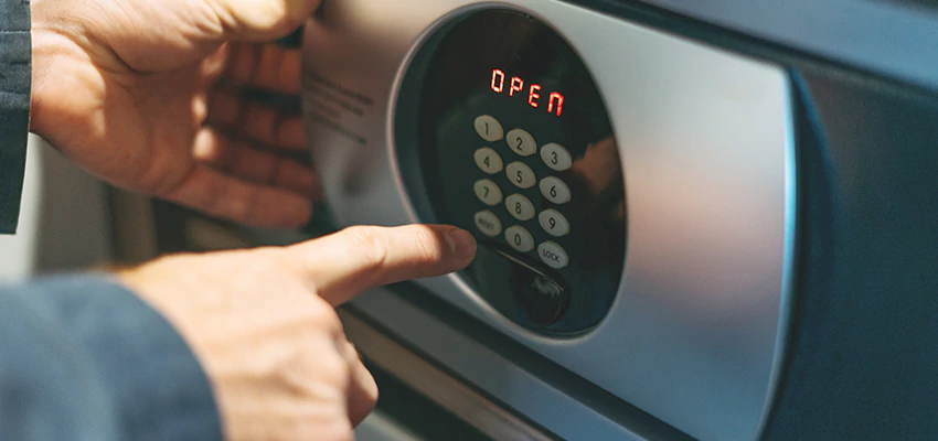 Cash Safe Openers in Santa Cruz, California