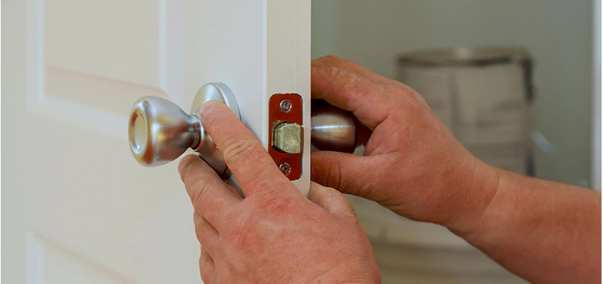AAA Locksmiths For lock Replacement in Santa Cruz, California